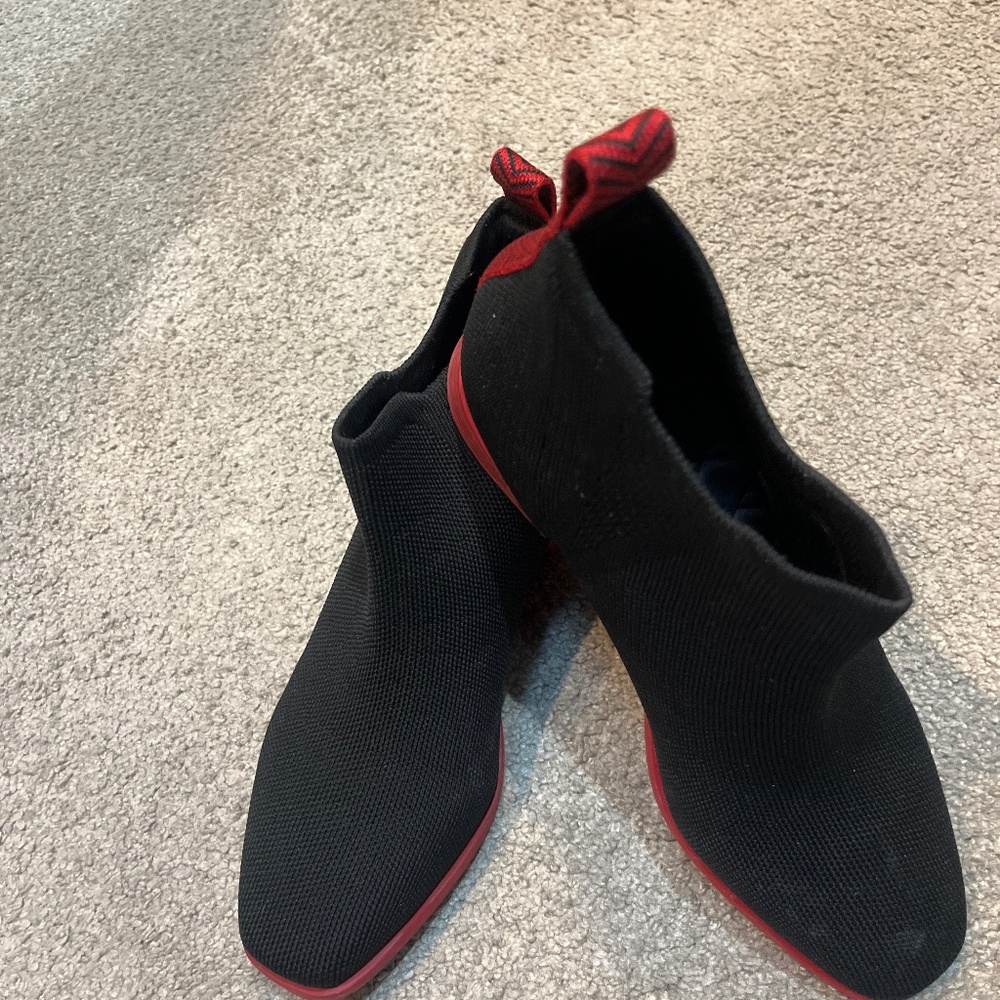 Vivaia booties